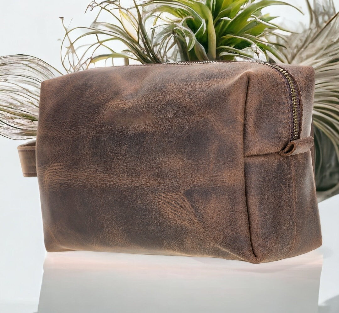 Personalisierte Leder Kulturtasche,   Kosmetiktasche für Damen, Männer Reise Dopp Kit,Geschenk für den Bräutigam, Rasiertasche für Männer